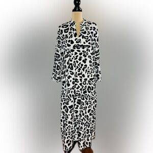 Sunday Up Black and White Animal Print Long Sleeve Dress